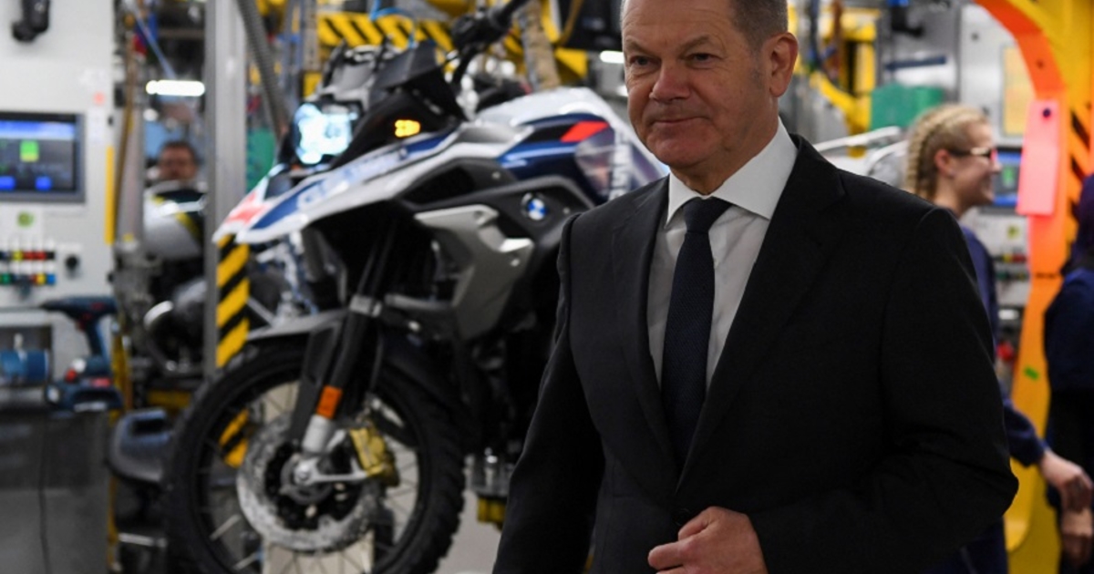 German chancellor meets auto bosses Automotive News Europe